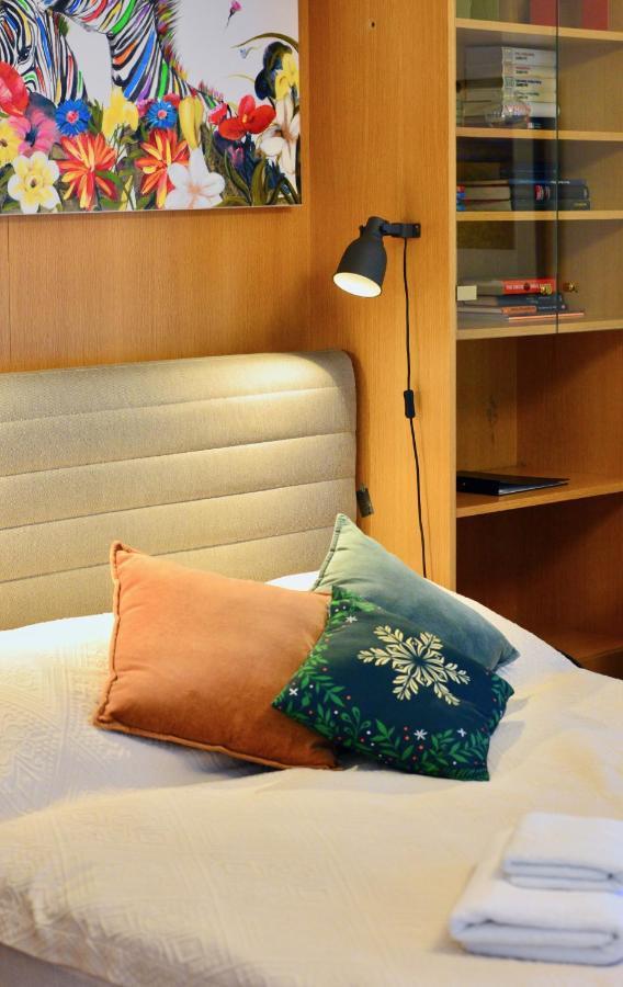 Charming With Balcony In Hip & Trendy Margareten فيينا المظهر الخارجي الصورة