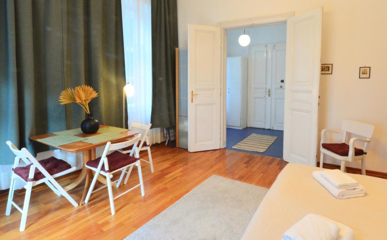 Charming With Balcony In Hip & Trendy Margareten فيينا المظهر الخارجي الصورة